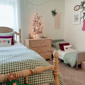 girls Christmas room 7