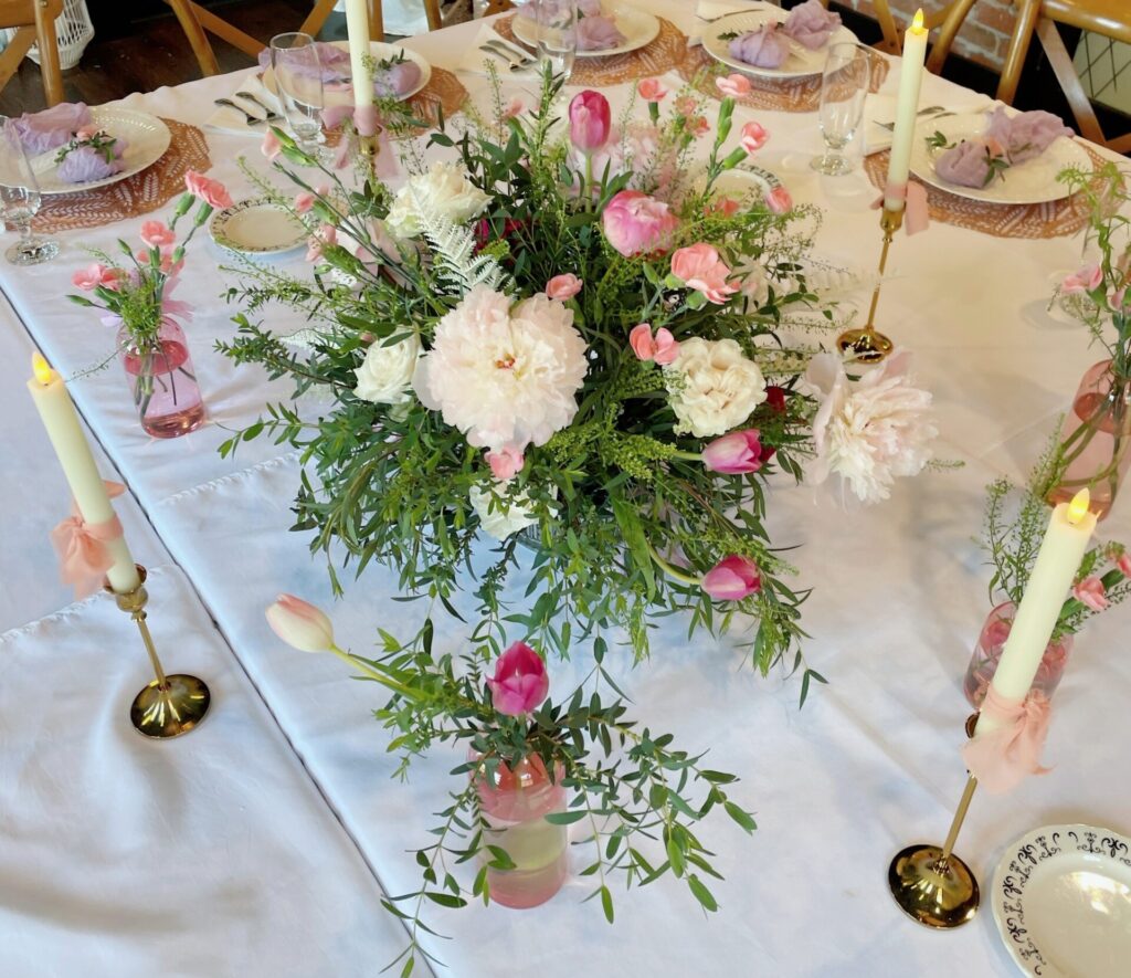 Bridal Brunch tablescape