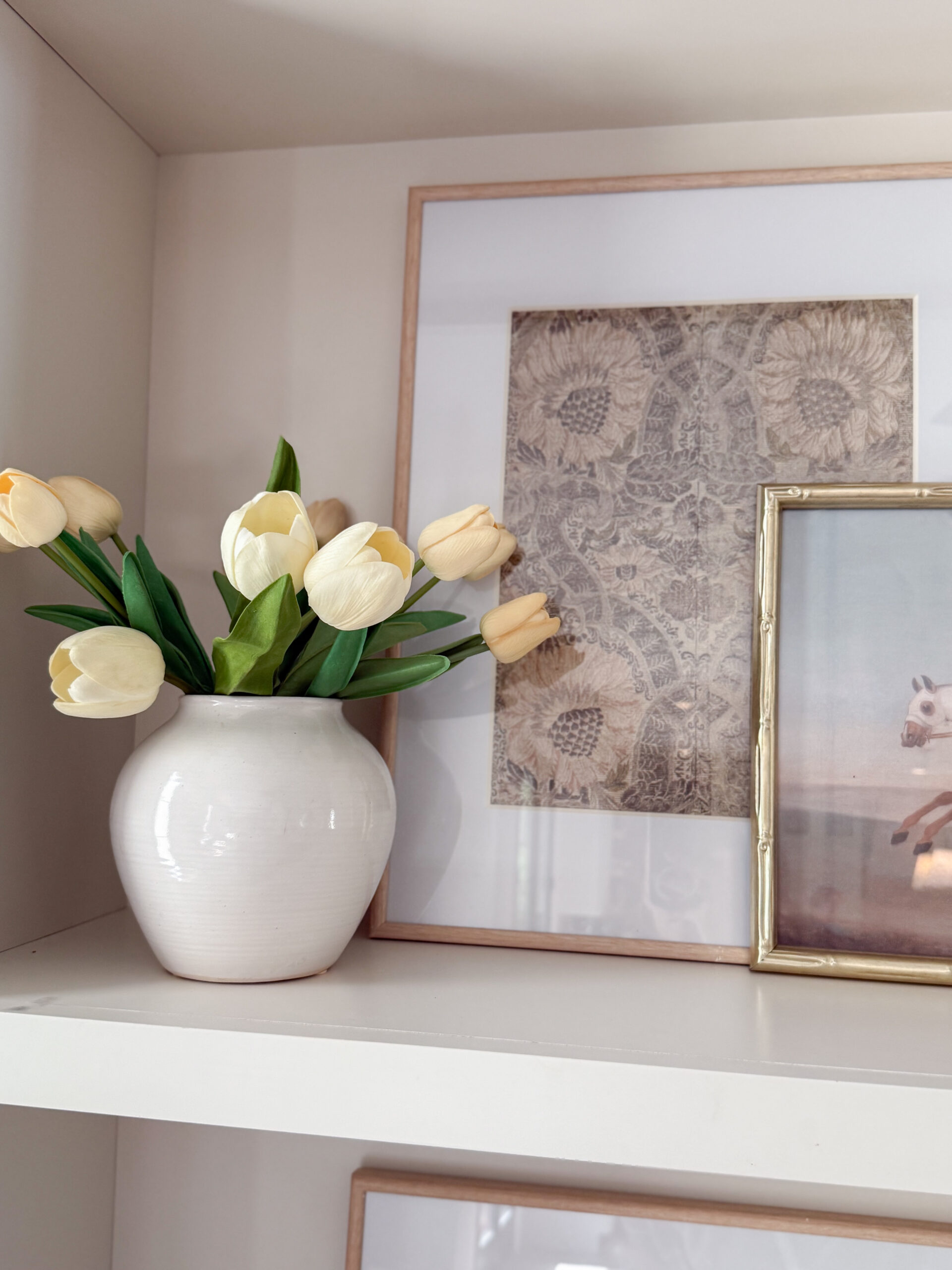 Classic Round Urn Vase
